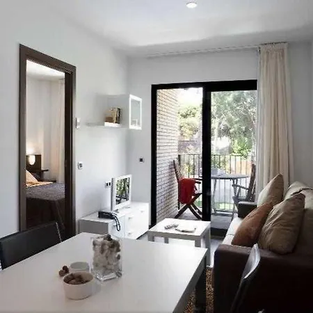 Sg Costa Bcn 2* קסטלדפלס